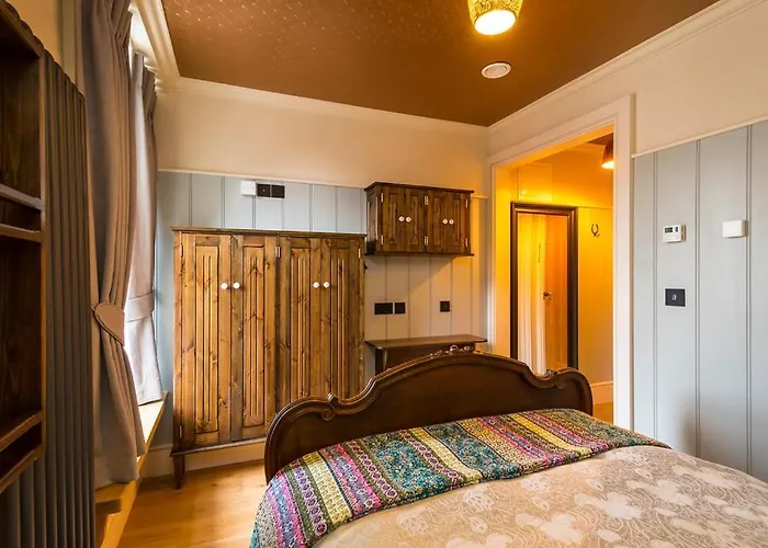 Herberg Mcgettigan's Townhouse - Olives & Figs Bistro 3*