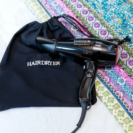 여관 Mcgettigan's Townhouse - Olives & Figs Bistro