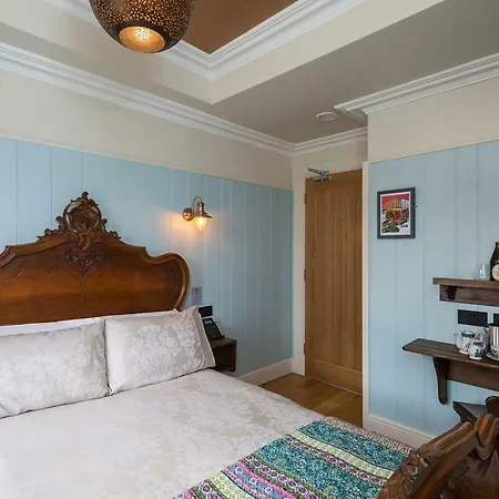 여관 Mcgettigan's Townhouse - Olives & Figs Bistro 더블린