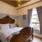 Inn Mcgettigan's Townhouse - Olives & Figs Bistro 3*