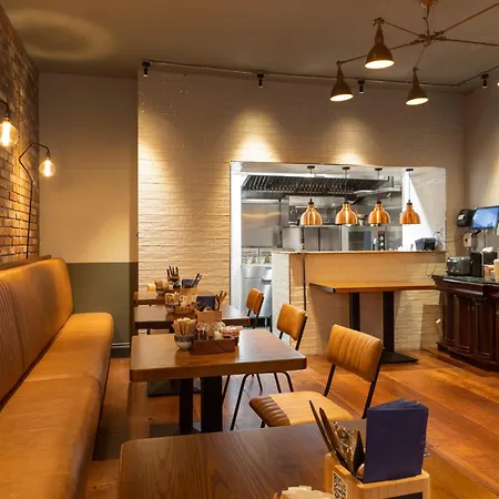 Estalagem Mcgettigan's Townhouse - Olives & Figs Bistro 3*