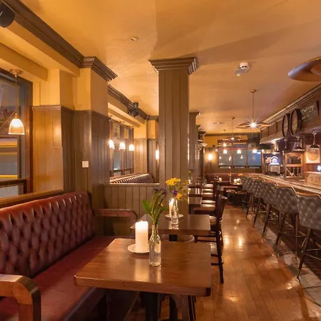 Mcgettigan's Townhouse - Olives & Figs Bistro Estalagem 3*