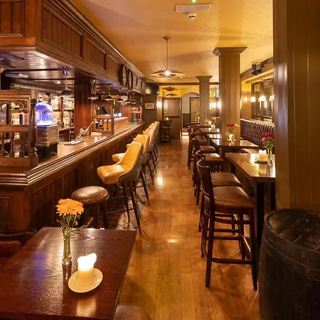Estalagem Mcgettigan's Townhouse - Olives & Figs Bistro 3*