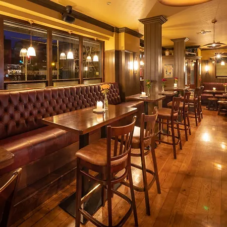 Estalagem Mcgettigan's Townhouse - Olives & Figs Bistro