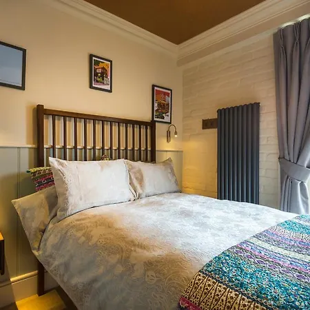 Gasthof Mcgettigan's Townhouse - Olives & Figs Bistro Dublin