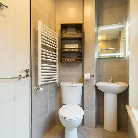 Inn Mcgettigan's Townhouse - Olives & Figs Bistro