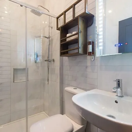 Mcgettigan's Townhouse - Olives & Figs Bistro Gasthof