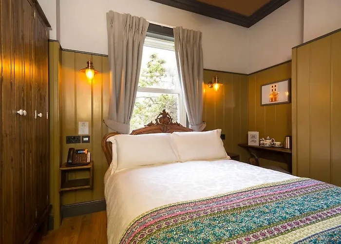 宾馆 Mcgettigan's Townhouse - Olives & Figs Bistro