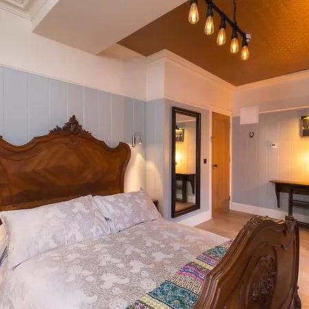 Mcgettigan's Townhouse - Olives & Figs Bistro Dublin