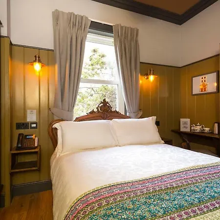 Herberg Mcgettigan's Townhouse - Olives & Figs Bistro