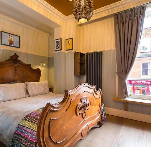 イン Mcgettigan's Townhouse - Olives & Figs Bistro 3*