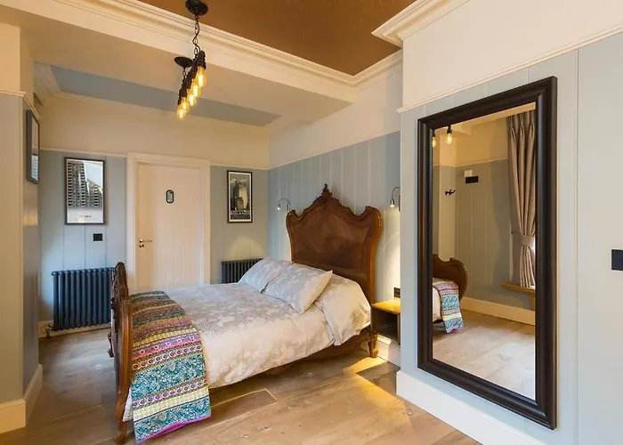 Mcgettigan's Townhouse - Olives & Figs Bistro