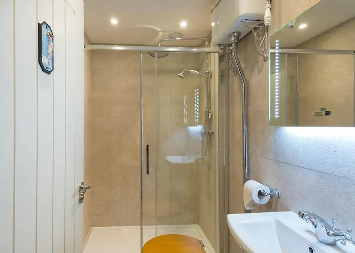 Mcgettigan's Townhouse - Olives & Figs Bistro