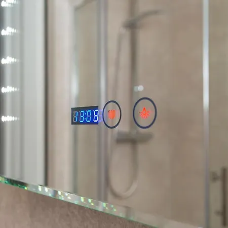 Mcgettigan's Townhouse - Olives & Figs Bistro Πανδοχείο